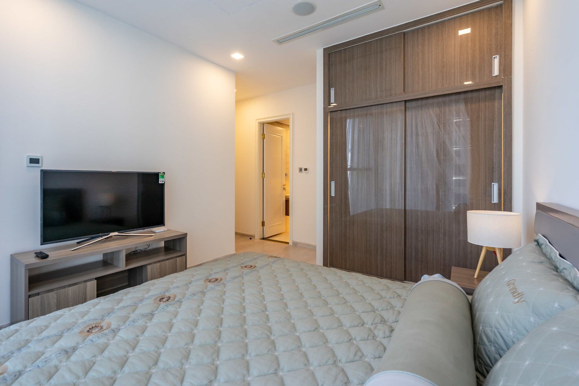 Apartamento Qq - Vinhome Golden River - D.1 *