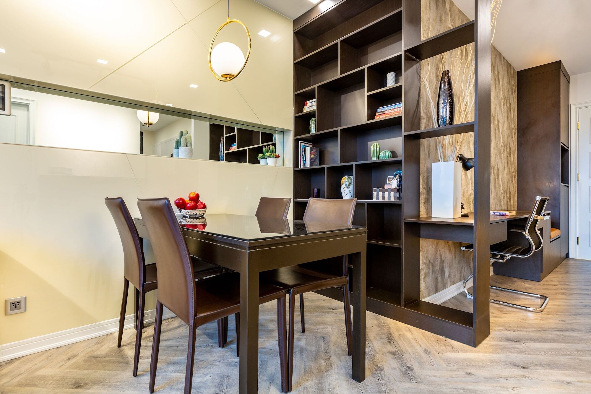 Qq - Vinhome Golden River - D.1 * Cidade de Ho Chi Minh