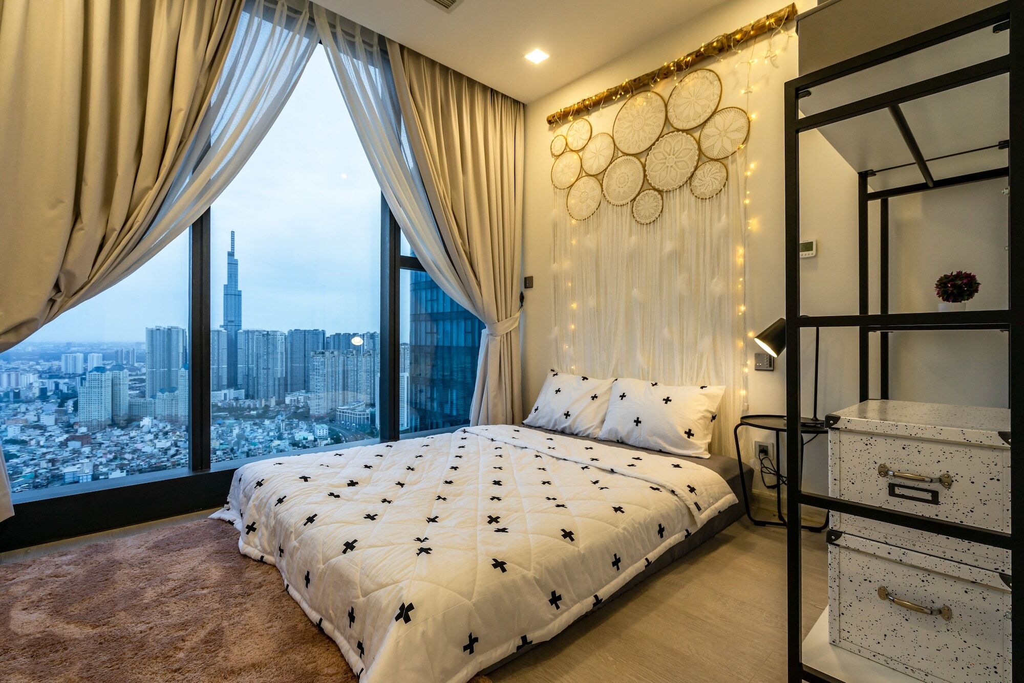 Qq - Vinhome Golden River - D.1 Apartamento *